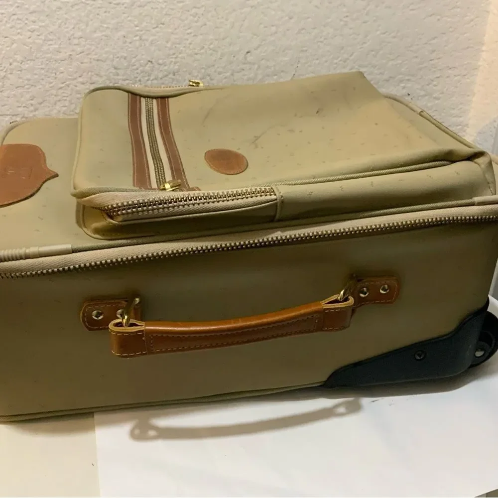 King Ranch, leather trim suitcase roller bag carry-on, luggage 18”